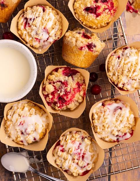Cranberry White Chocolate Streusel Muffins