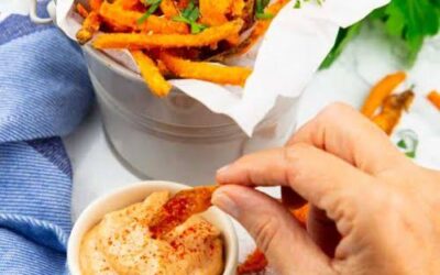 Baked Yam Fries with Sriracha Hummus (Vegan + GF)