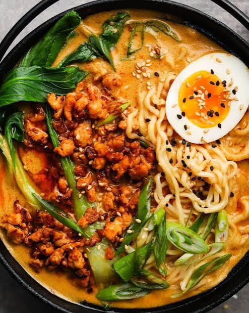 Spicy Thai Chicken Tahini Stir-Fry Ramen
